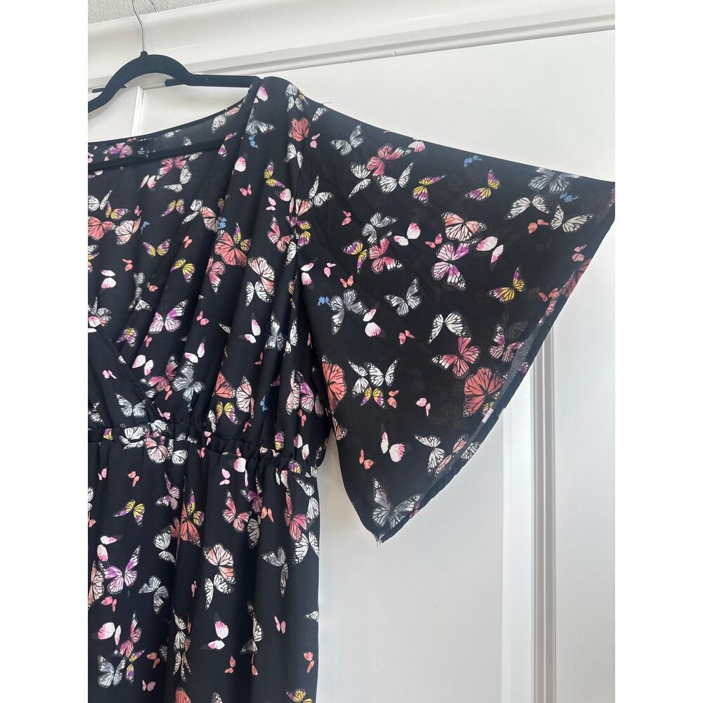 torrid Black Butterfly Print Wrap Blouse - Picture 3 of 7